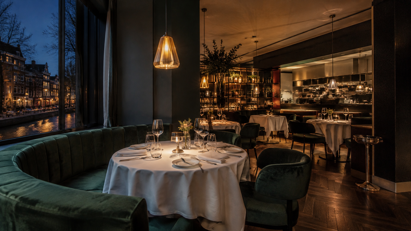 Interieur en bar van De Avondtafel
